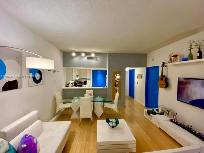 Picture of 540 Brickell Key Dr # 310, Miami FL 33131