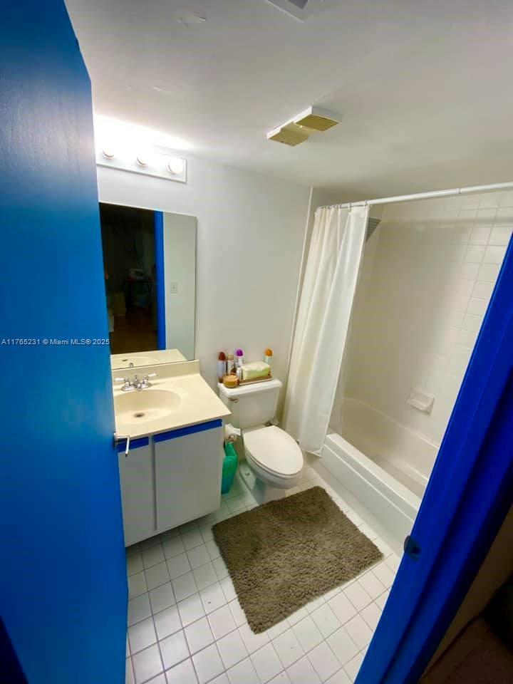 Picture of 540 Brickell Key Dr # 310, Miami FL 33131