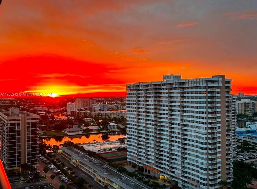 Picture of 2030 S Ocean Dr # 2204, Hallandale Beach FL 33009