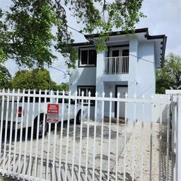 Picture of 3085 NW 43Rd Ter, Miami, FL 33142