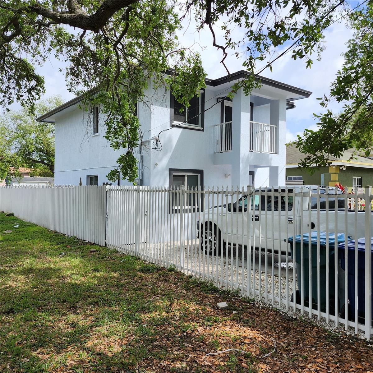 Picture of 3085 NW 43Rd Ter, Miami, FL 33142