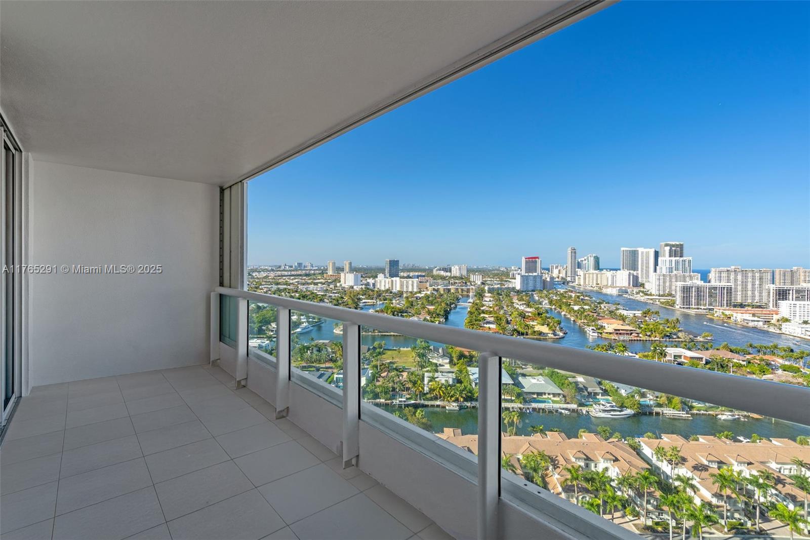 Picture of 21205 Yacht Club Dr # 2605, Aventura, FL 33180