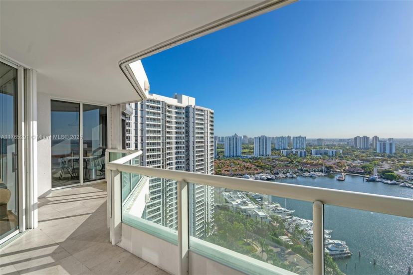 Picture of 21205 Yacht Club Dr # 2605, Aventura FL 33180