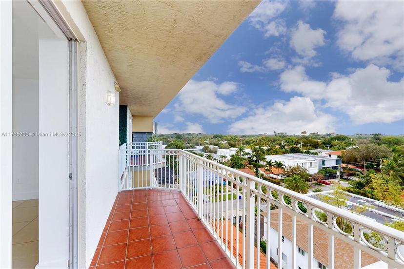 Picture of 1650 Coral Way # 9, Miami FL 33145