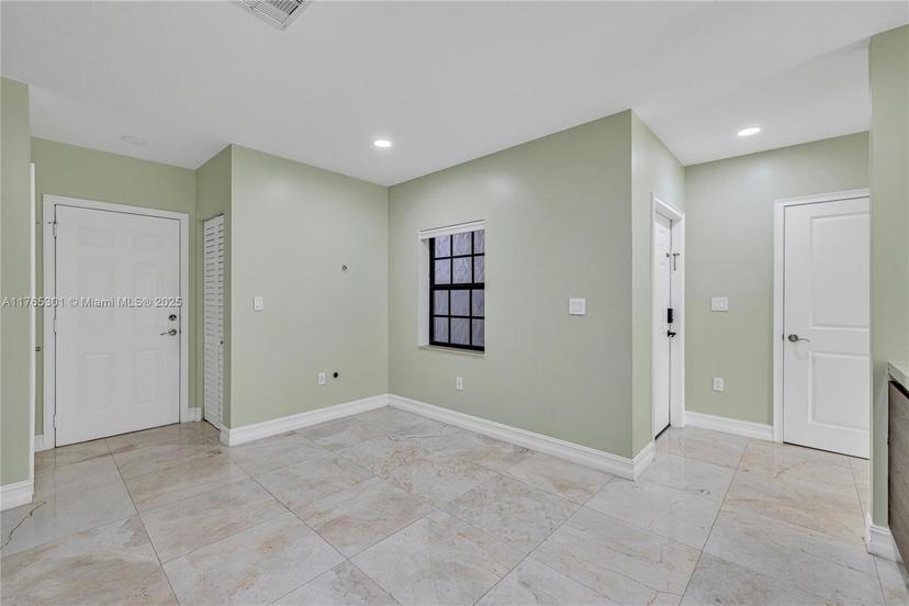 Picture of 4424 Hidden Harbour Ter, Dania Beach FL 33312