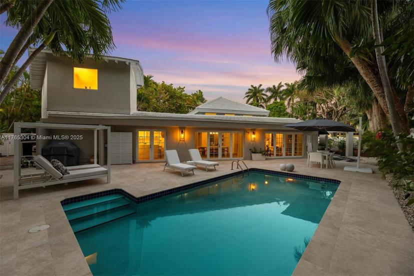 Picture of 200 W Mcintyre St, Key Biscayne FL 33149
