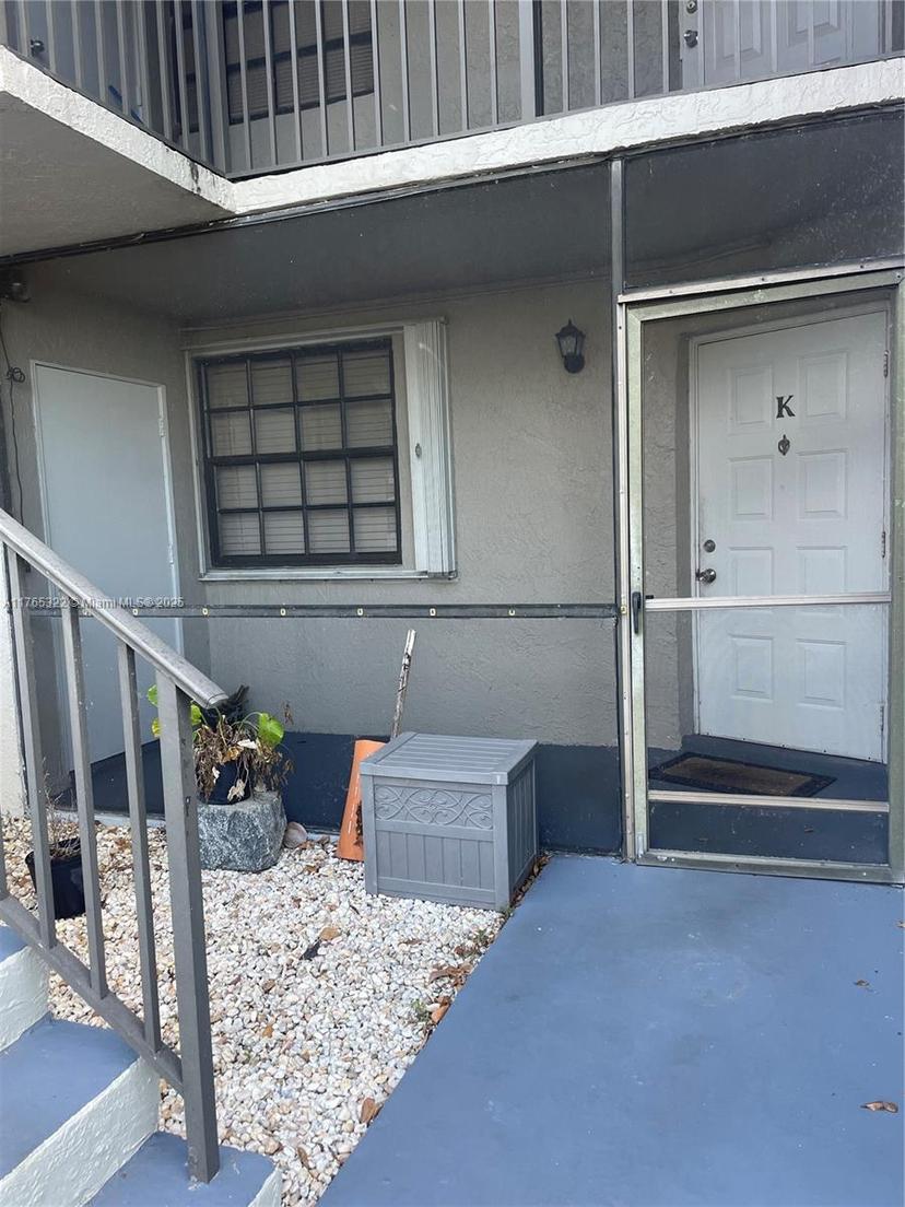 Picture of 1460 Jefferson Dr # 1460K, Homestead FL 33034