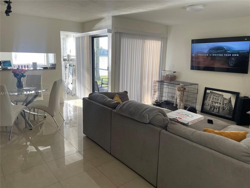 Picture of 1460 Jefferson Dr # 1460K, Homestead FL 33034