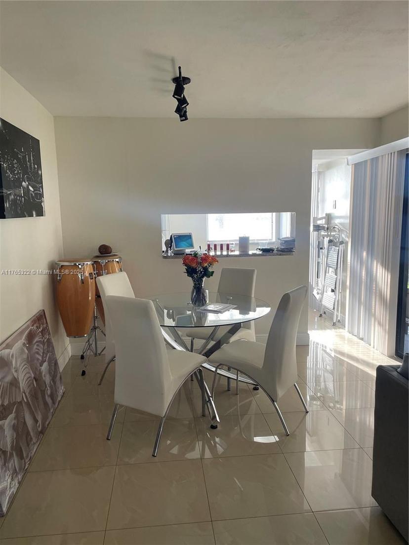 Picture of 1460 Jefferson Dr # 1460K, Homestead FL 33034