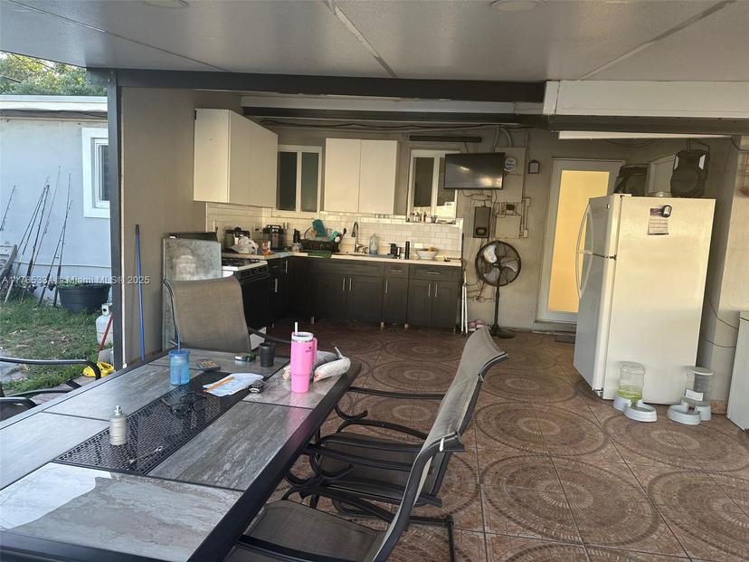 Picture of 8401 NW 30Th Pl, Miami FL 33147