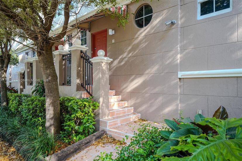 Picture of 3232 SW 22Nd Ter # 115, Miami FL 33145