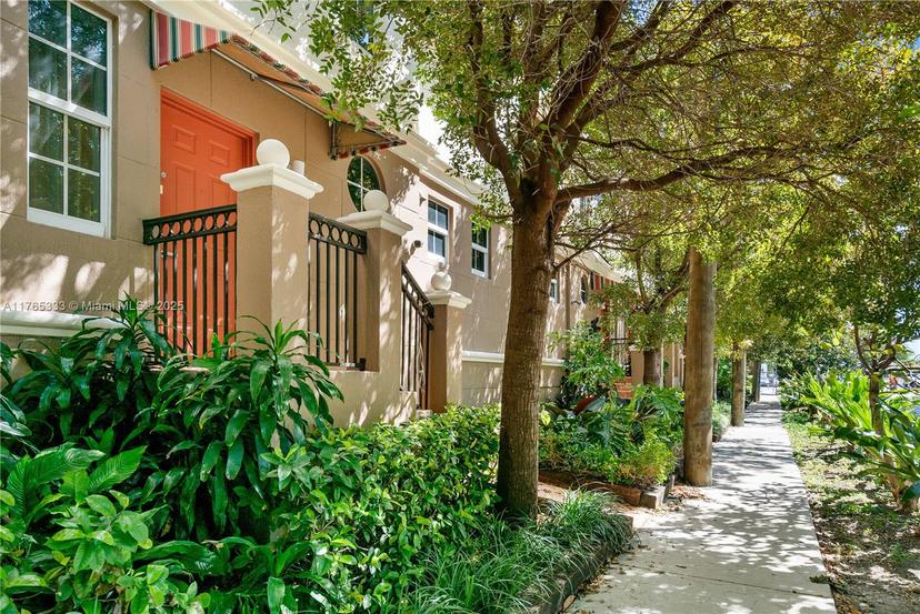 Picture of 3232 SW 22Nd Ter # 115, Miami FL 33145