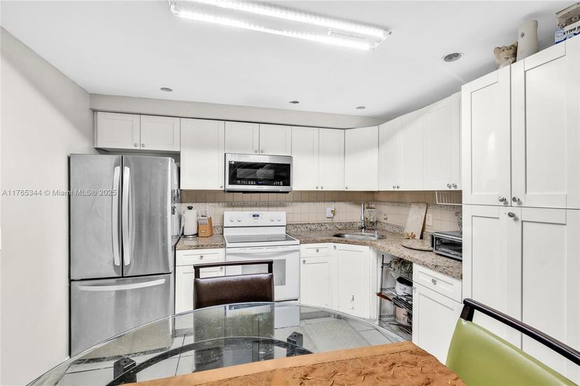 Picture of 2670 NW 42Nd Ter, Lauderhill FL 33313