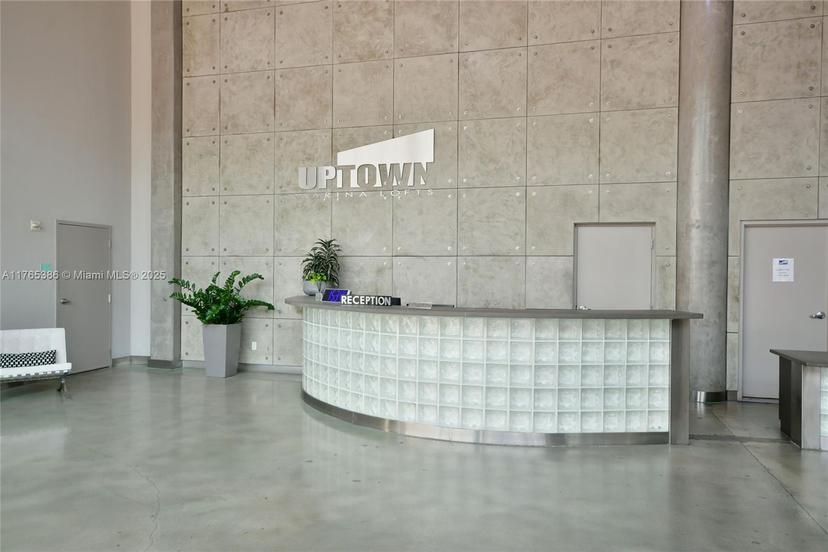 Picture of 3029 NE 188Th St # 902, Aventura FL 33180