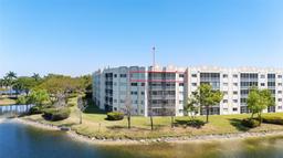 Picture of 10770 NW 66Th St # 507, Doral, FL 33178
