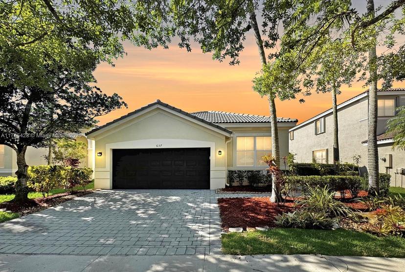 Picture of 637 Bald Cypress Rd, Weston FL 33327