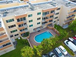 Picture of 8050 NW 8Th St # 1409, Miami, FL 33126