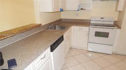 Picture of 4334 NW 9Th Ave # 2D, Deerfield Beach, FL 33064