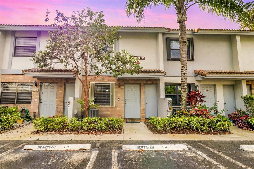 Picture of 9891 Riverside Dr # 19, Coral Springs FL 33071
