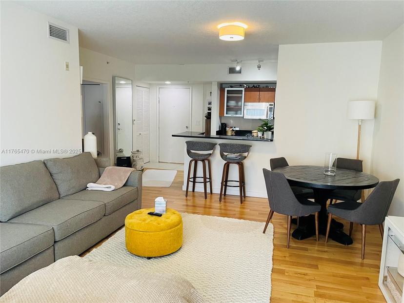 Picture of 2775 NE 187Th St # 628, Aventura FL 33180