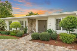 Picture of 7180 SW 115Th Ter, Pinecrest, FL 33156
