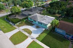 Picture of 1290 NE 162Nd St, North Miami Beach, FL 33162