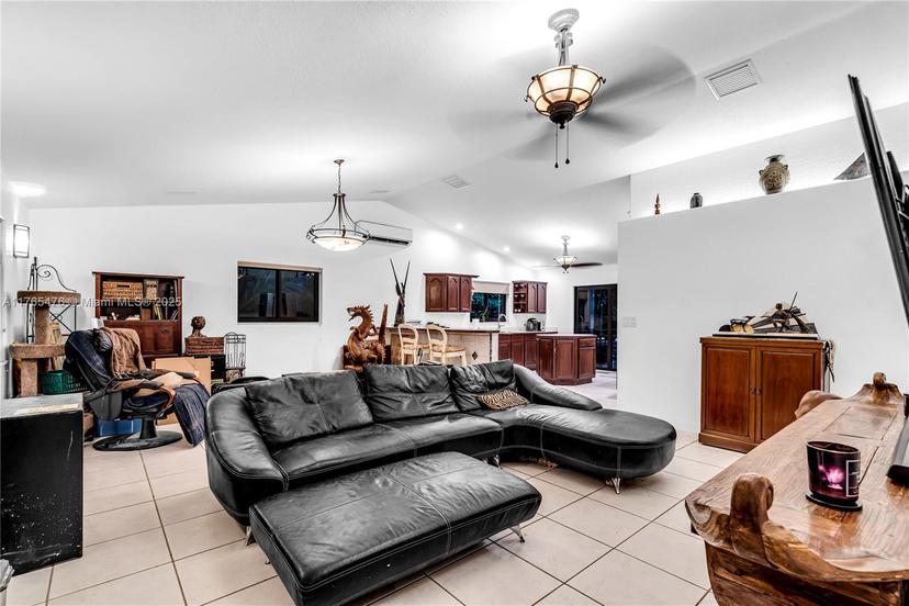 Picture of 9 Bass Ave, Key Largo FL 33037
