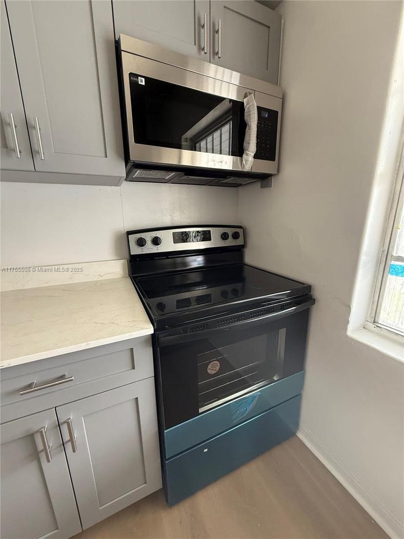 Picture of 420 NE 82Nd St # 3A, Miami FL 33138