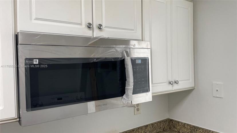 Picture of 1800 Sans Souci Blvd # 107, North Miami FL 33181