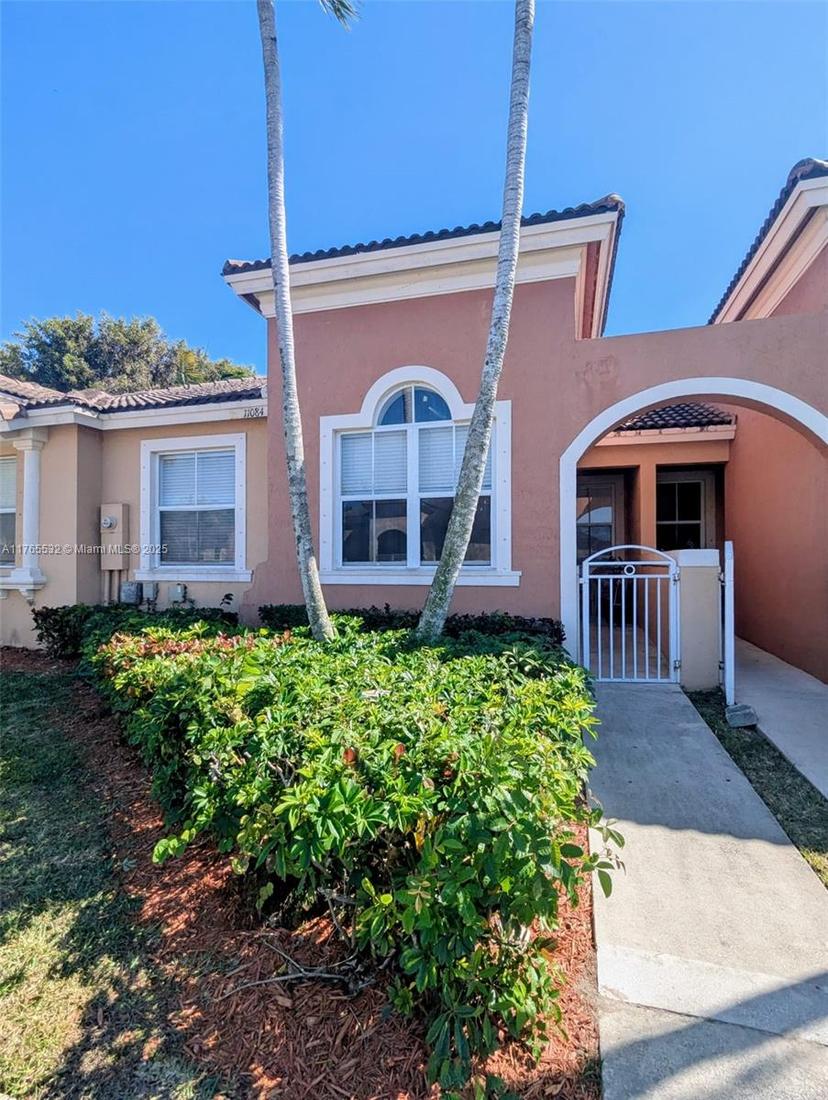 Picture of 11084 SW 237Th Ln, Homestead FL 33032