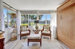 Picture of 9821 Sunrise Lakes Blvd # 107, Sunrise, FL 33322
