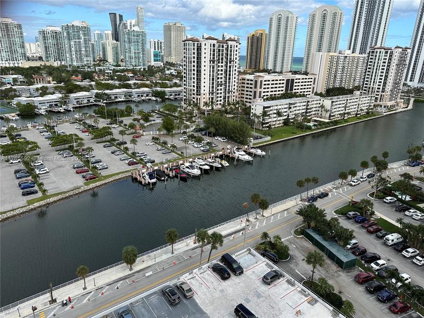 Picture of 500 Bayview Dr # 1725, Sunny Isles Beach FL 33160