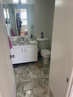 Picture of 9801 Collins Ave # 8M, Bal Harbour, FL 33154