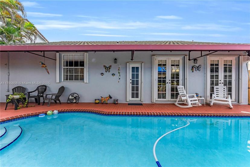 Picture of 15963 SW 97Th Ter, Miami FL 33196
