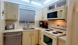 Picture of 10300 NW 30Th Ct # 302, Sunrise, FL 33322