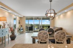 Picture of 3520 Oaks Way # 810, Pompano Beach, FL 33069