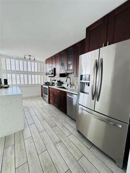 Picture of 18031 Biscayne Blvd # 1001, Aventura, FL 33160