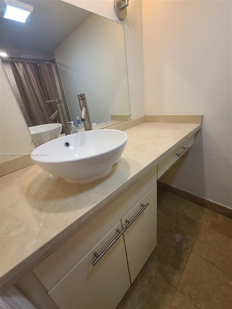 Picture of 230 174Th St # 1404, Sunny Isles Beach FL 33160