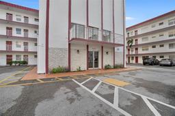 Picture of 4270 NW 40Th St # 106, Lauderdale Lakes, FL 33319