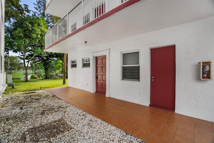 Picture of 4270 NW 40Th St # 106, Lauderdale Lakes FL 33319