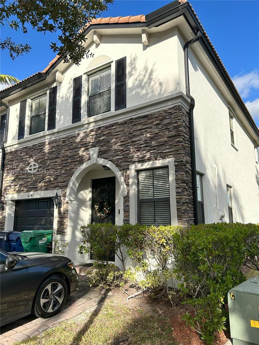 Picture of 4245 SW 164Th Path # 4245, Miami FL 33185