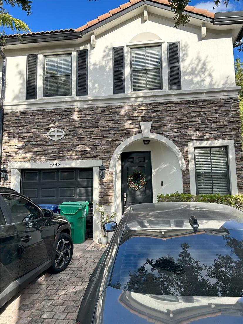 Picture of 4245 SW 164Th Path # 4245, Miami FL 33185