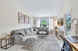 Picture of 2307 N Congress Ave # 28, Boynton Beach, FL 33426