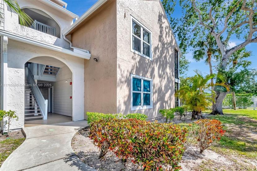 Picture of 2307 N Congress Ave # 28, Boynton Beach FL 33426