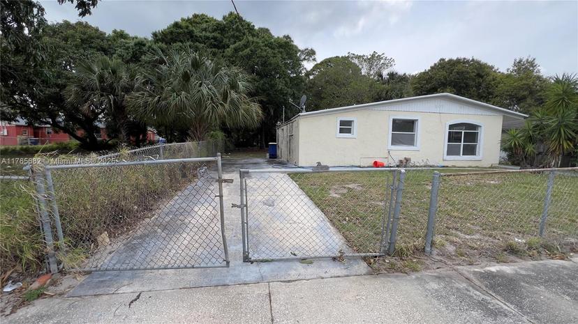 Picture of 607 N 19Th St, Fort Pierce FL 34950