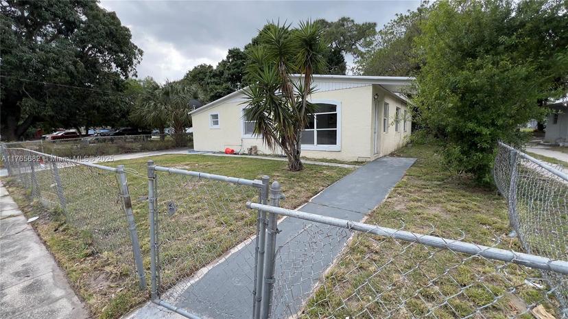 Picture of 607 N 19Th St, Fort Pierce FL 34950