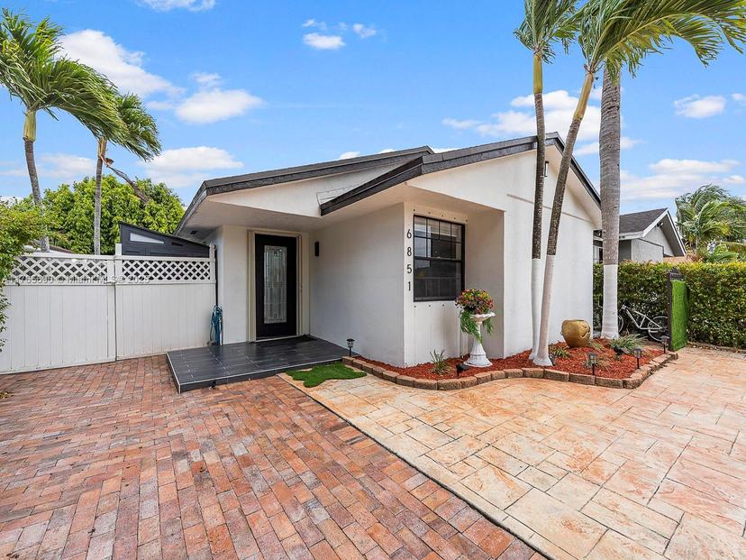 Picture of 6851 SW 130Th Ave, Miami FL 33183