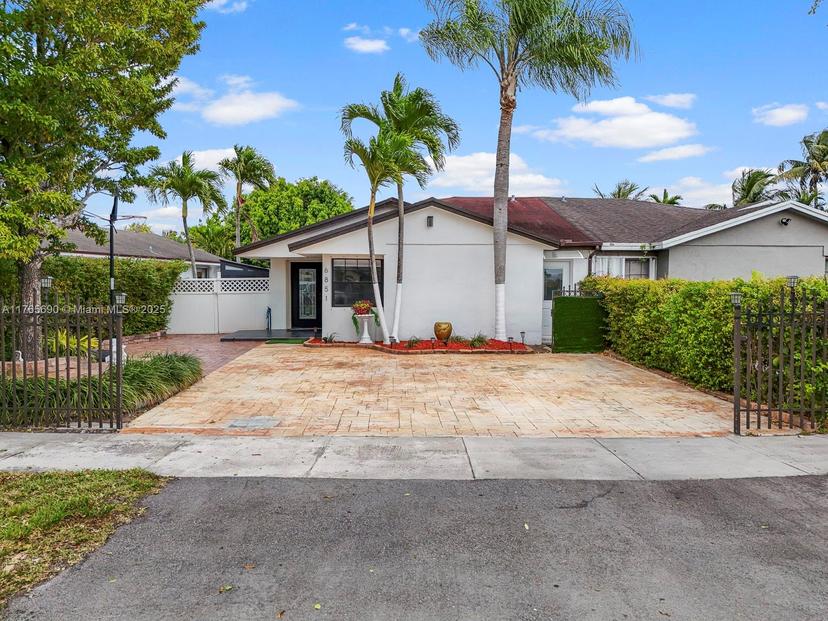 Picture of 6851 SW 130Th Ave, Miami FL 33183