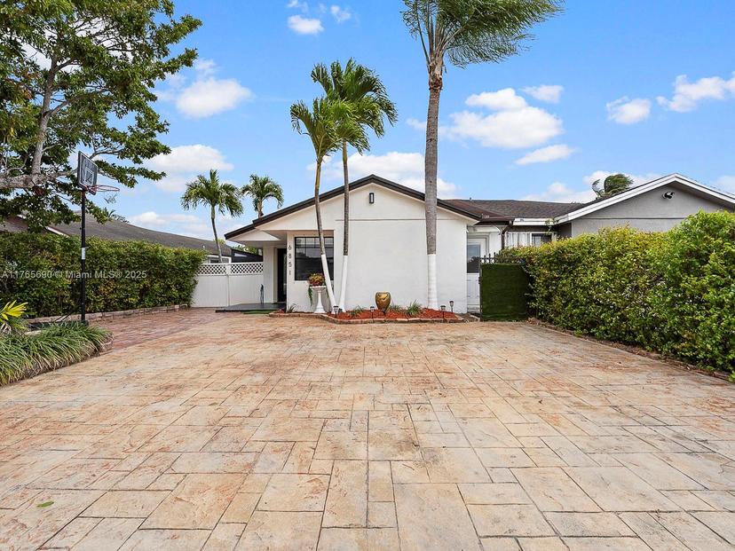 Picture of 6851 SW 130Th Ave, Miami FL 33183