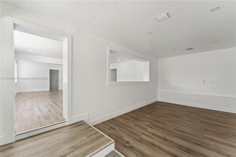 Picture of 181 NE 121St St, North Miami FL 33161